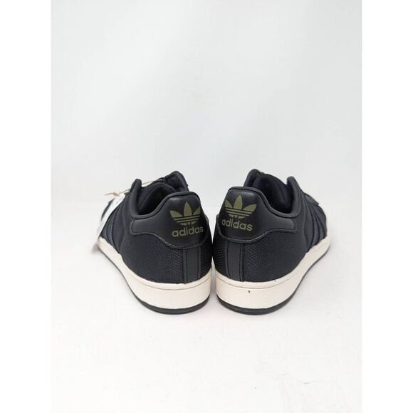 New ADIDAS SUPERSTAR  Black classic superstar shoes Brand New in box